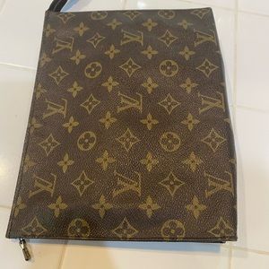 ❤️❤️Vintage Louis Vuitton monogram Trousse  toilette bag.